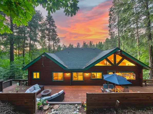 6337 Topaz Dr, Pollock Pines, CA 95726