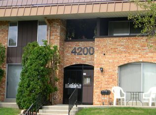 4200 W Rivers Edge Cir UNIT 7, Brown Deer, WI 53209