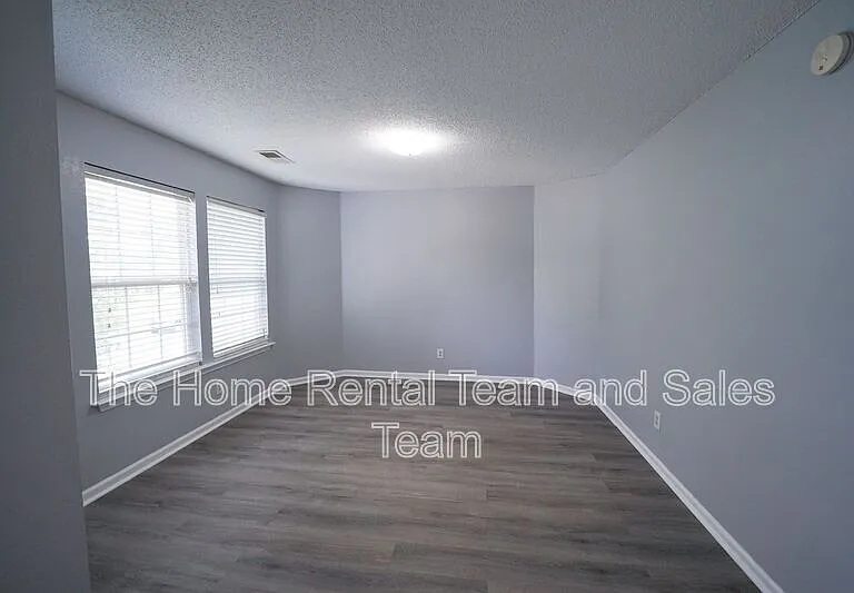 8 Willow Lakes Dr — Photo 15