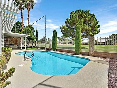 5520 Singing Hills Dr, Las Vegas, NV 89130, photo 3