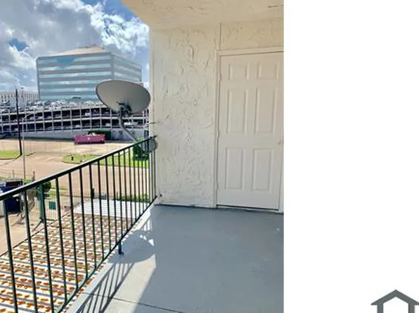 2816 S Bartell Dr APT 37, Houston, TX 77054
