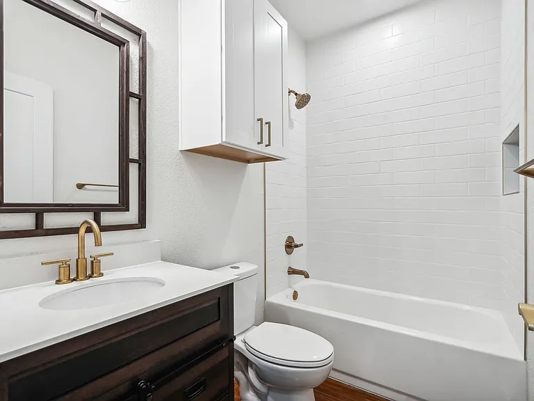 5726 Barkridge Dr — Photo 20