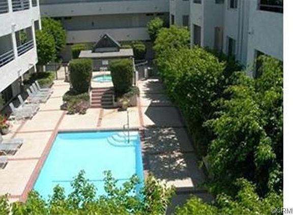 5th image of 497 El Molino Ave #202