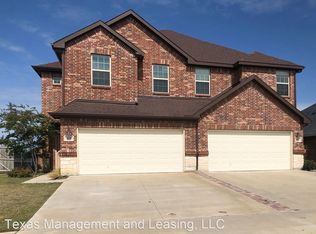 1023 Skyview Ct, Midlothian, TX 76065