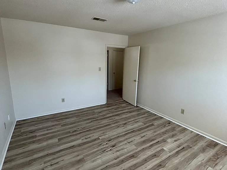 228 Northpoint Ave #G — Photo 10
