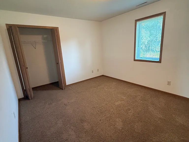 1919 Haughton Ave #202 — Photo 8