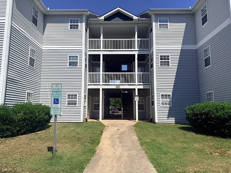 2031 Wolfmill Dr #103 — Photo 17