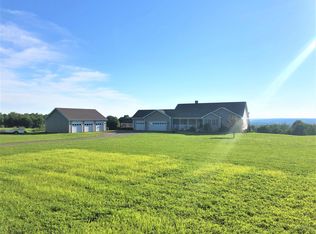 99 York Town Rd, Albion, ME 04910