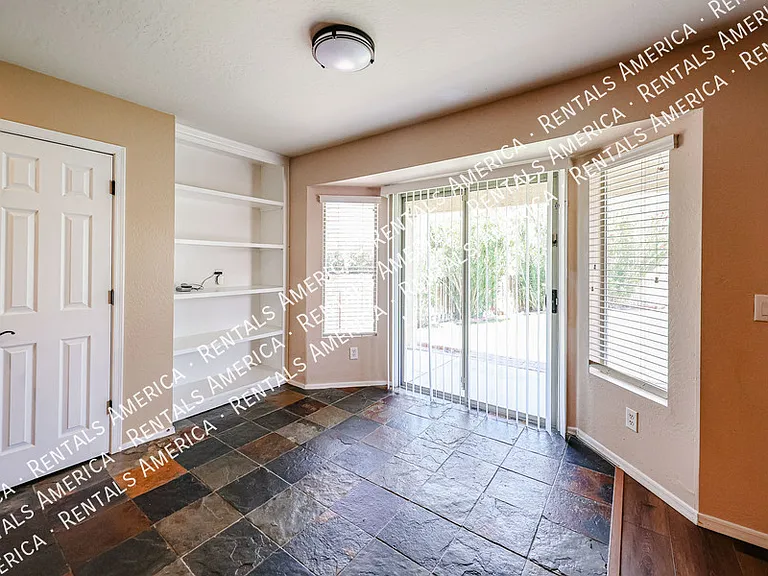 23808 N Tayrien Ln — Photo 26