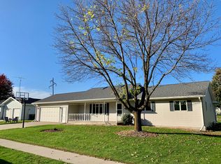 430 W Spring St, Waupun, WI 53963