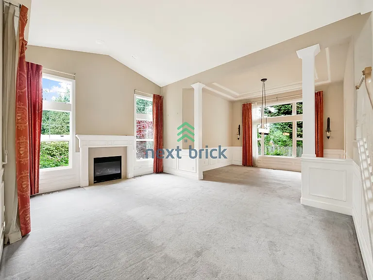 16602 SE 24th St — Photo 4