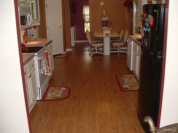 FAUX WOOD VINYL FLOORING