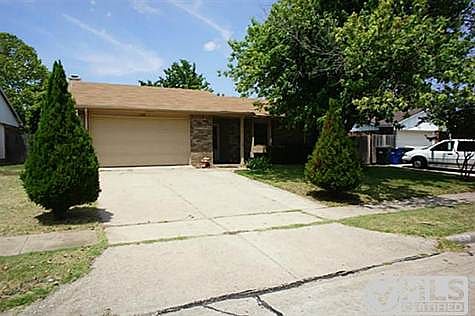 1st image of 705 Sunny Slope Dr