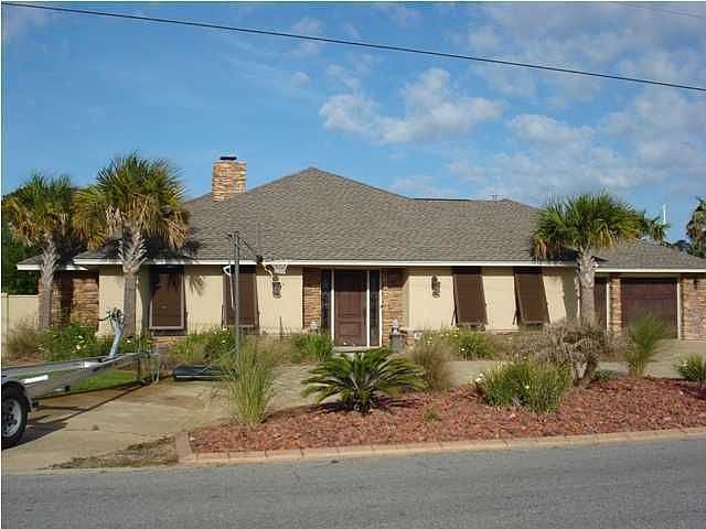 1st image of 933 Aquamarine Dr
