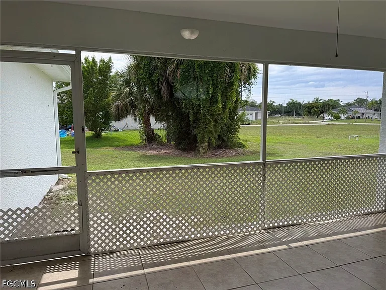 3404 NE 9th Ave — Photo 37