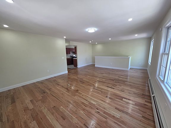 4th image of 145-49 179th St #2
