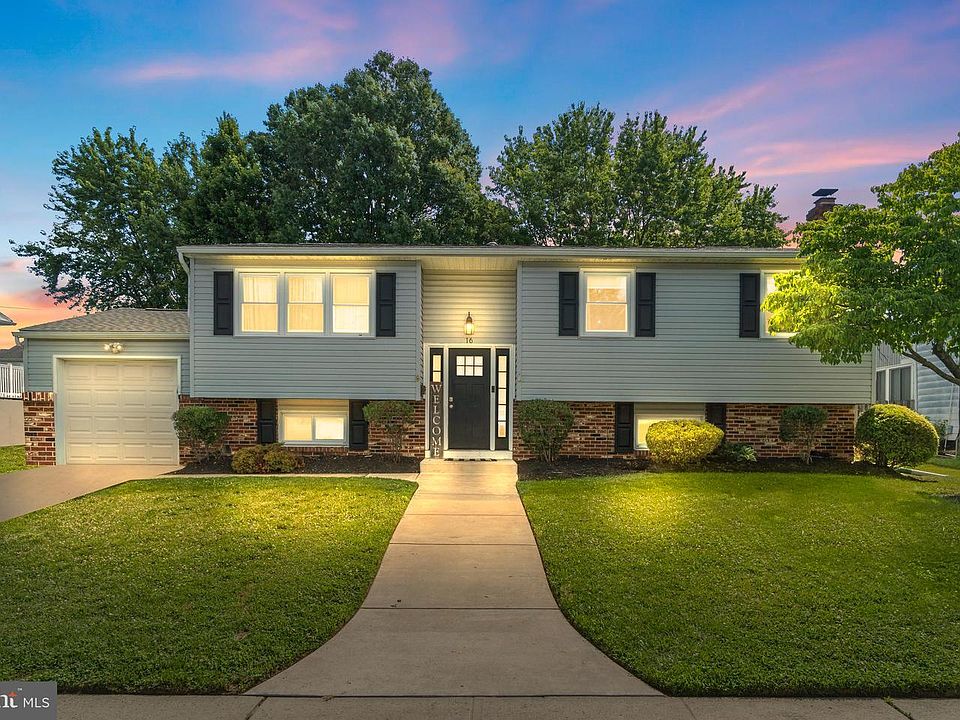 1st image of 16 Peachtree Ln