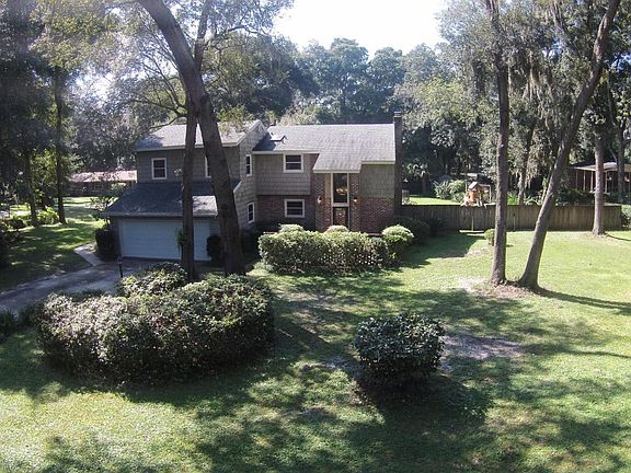 5th image of 2009 Challeux Dr W