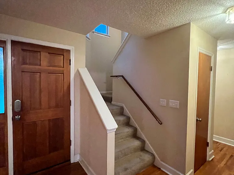 257 Starmount Dr — Photo 5