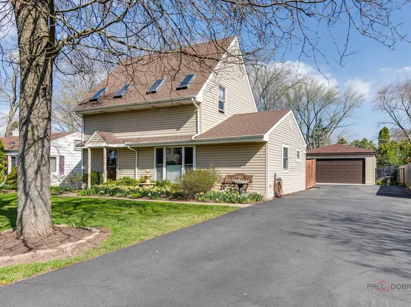 14 Terrace Ln, Lake Zurich, IL 60047