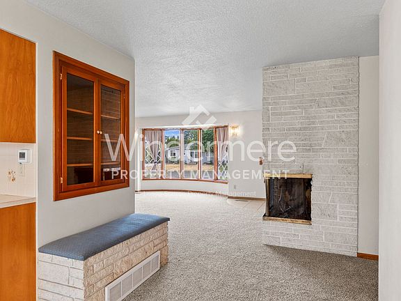 4th image of 2115 W Kiernan Ave