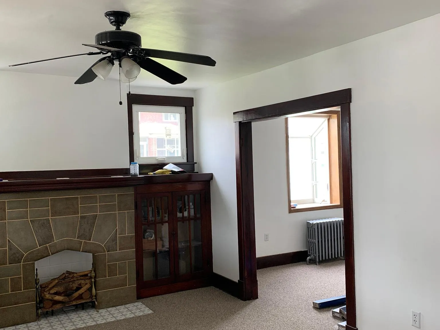 3 bed, 1.5 bath, 2500 sqft, $1,500 — Photo 4