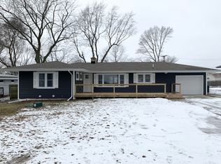 396 N 4000e Rd, Kankakee, IL 60901