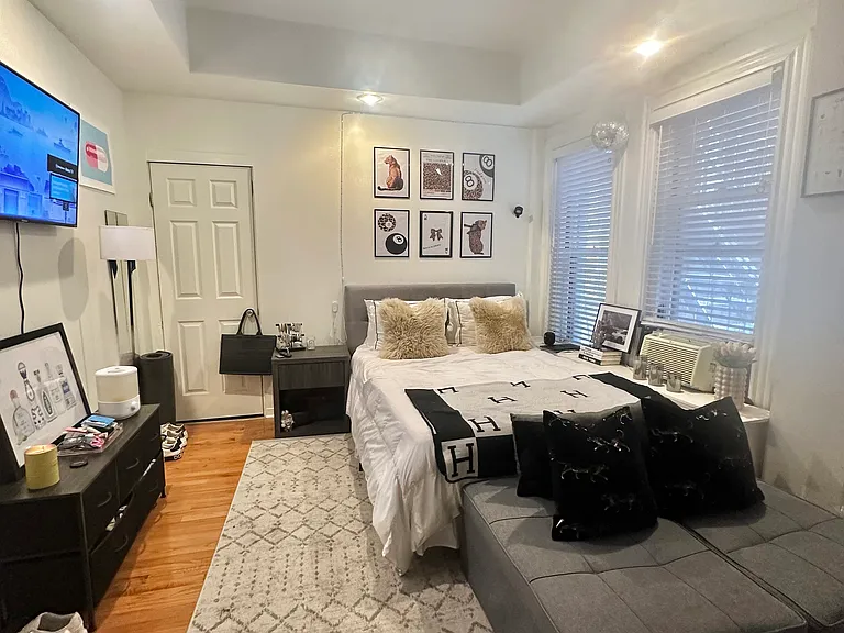 261 Beacon St #42 — Photo 1