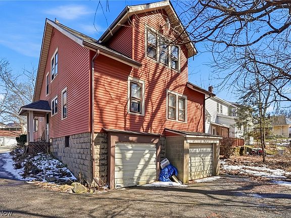 5th image of 1820 Malasia Rd