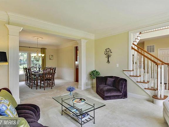 4th image of 7279 Joffa Cir