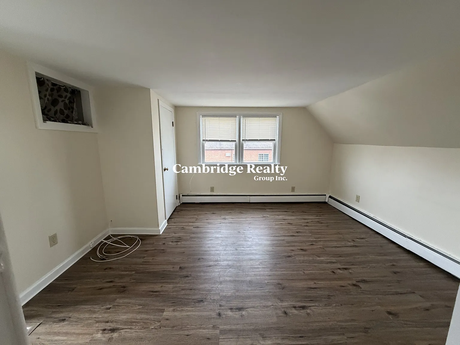 1 bed, $1,860 — Photo 4