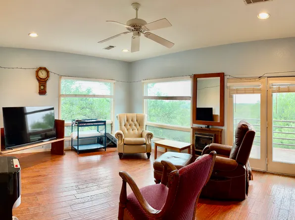 512 Side Saddle, Horseshoe Bay, TX 78657
