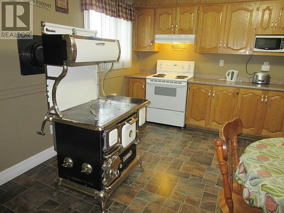 5th image of 3 Church Ln