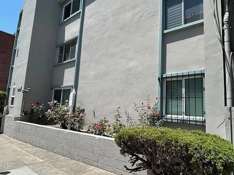 2115 Haste St #102 — Photo 3