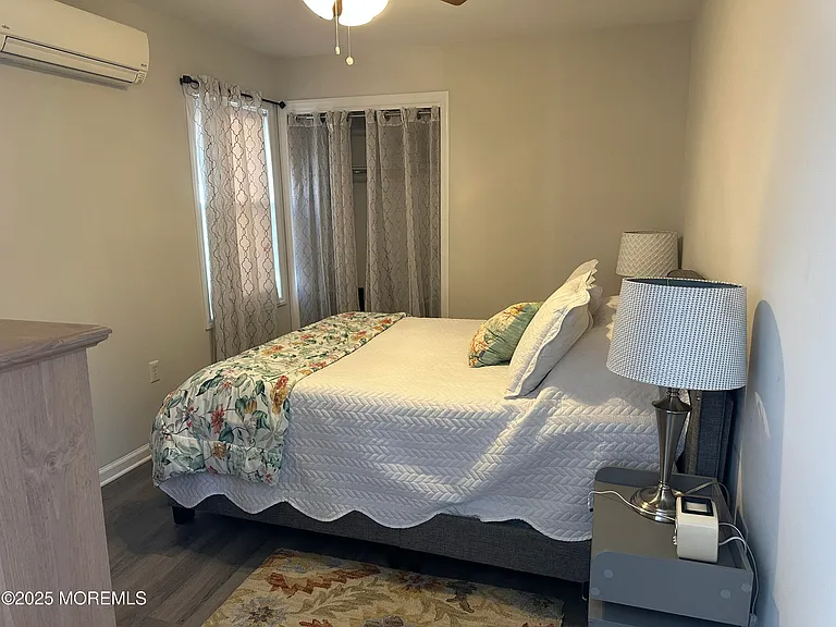 559 Tarpon Ave — Photo 9