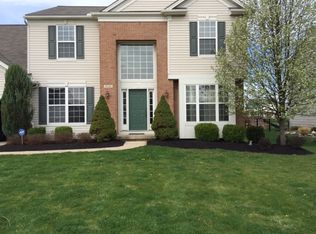 9726 Kingston Trl, Olmsted Twp, OH 44138