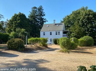 9 Walker Way, Tisbury, MA 02568