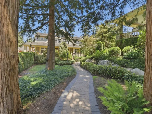 15255 36th Ave #16, Surrey, BC V3Z 0Y4
