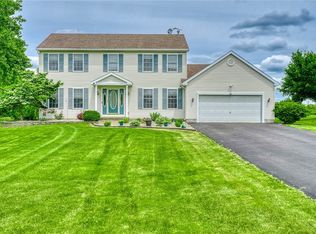 116 Ogden Center Rd, Spencerport, NY 14559