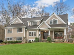 10 Shady Ln, Chappaqua, NY 10514