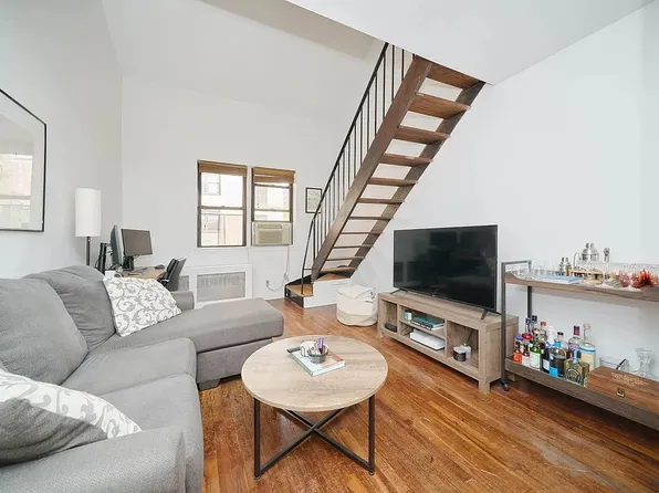 131 East 17th Street image 1 of 7