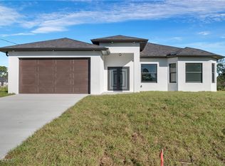 1608 Hibiscus Ave, Lehigh Acres, FL 33972