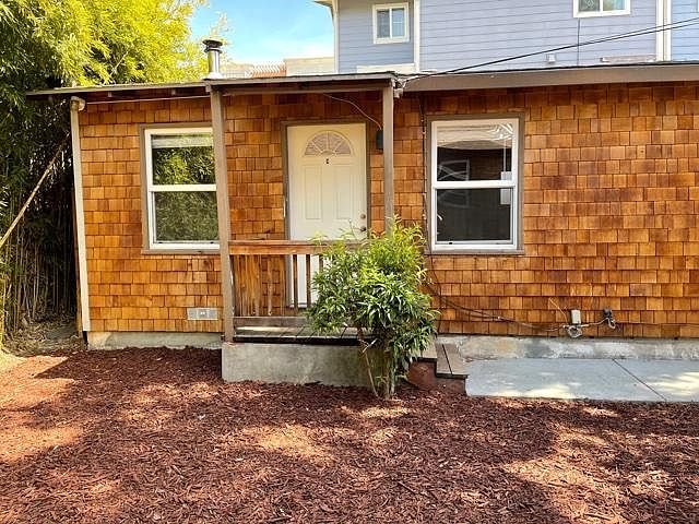 1st image of 138 Lincoln Ave #C