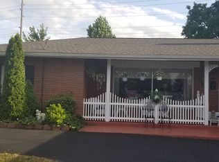 2322 Palmyra Rd, Hannibal, MO 63401