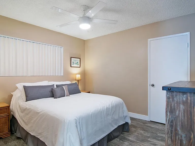737 Balboa Ct — Photo 14