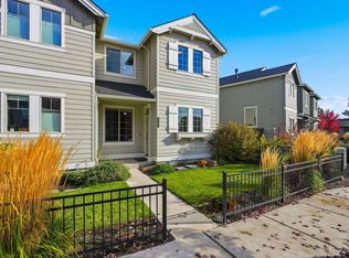 4620 SW 37th St, Redmond, OR 97756