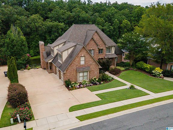 2nd image of 5227 Lake Crest Cir