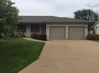 5165 Valley Forge Rd, Asbury, IA 52002