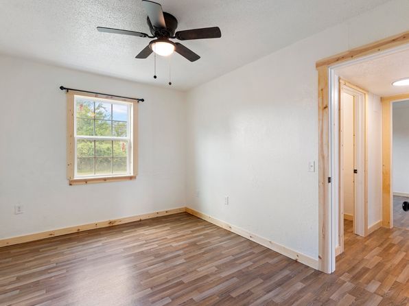 103 N Brookwood St APT 11, Idabel, OK 74745