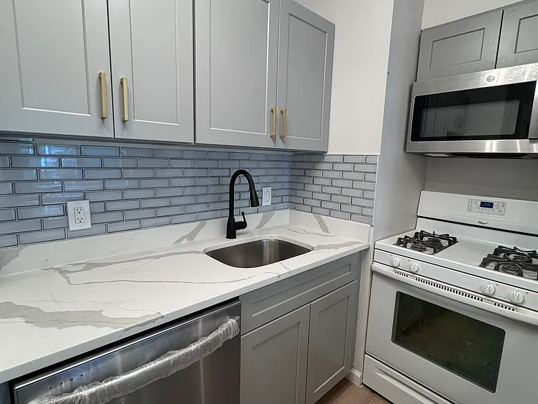 3961 Baltimore Ave #2F — Photo 4